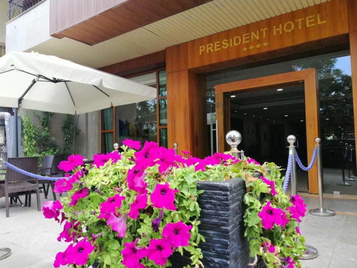 President Hotel Jounieh Exterior foto